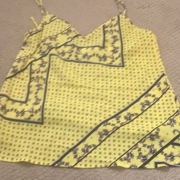 Emily in Paris ENTIRE OUTFIT Skirt, Top & Belt SOLD OUT EVERYWHERE - Picture 3 of 9